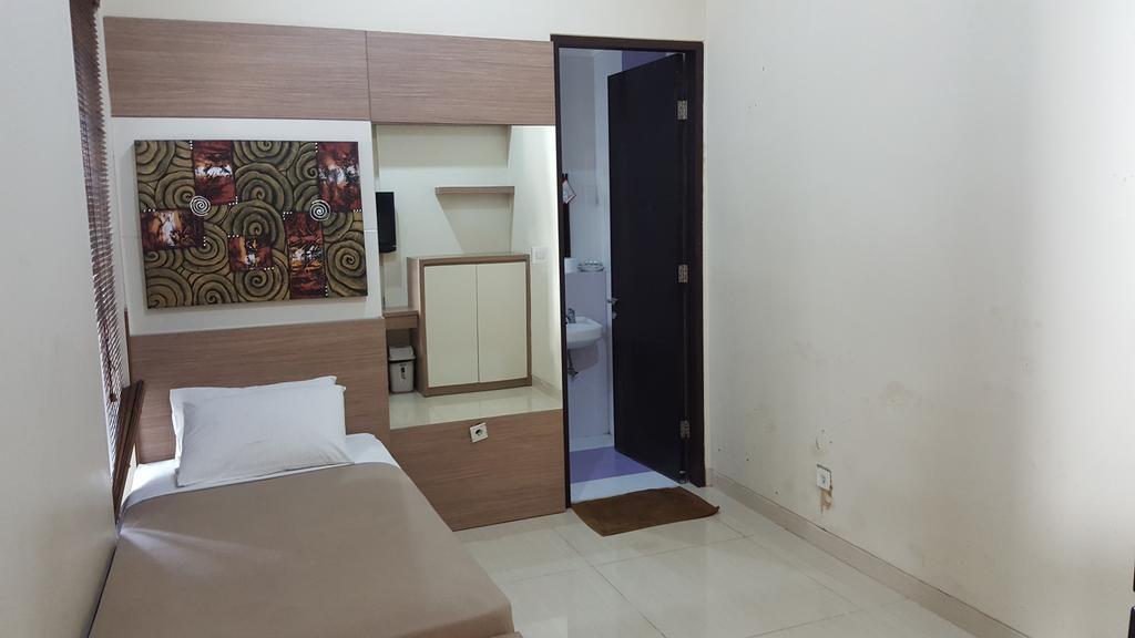 Daily Home Bandung Exterior photo